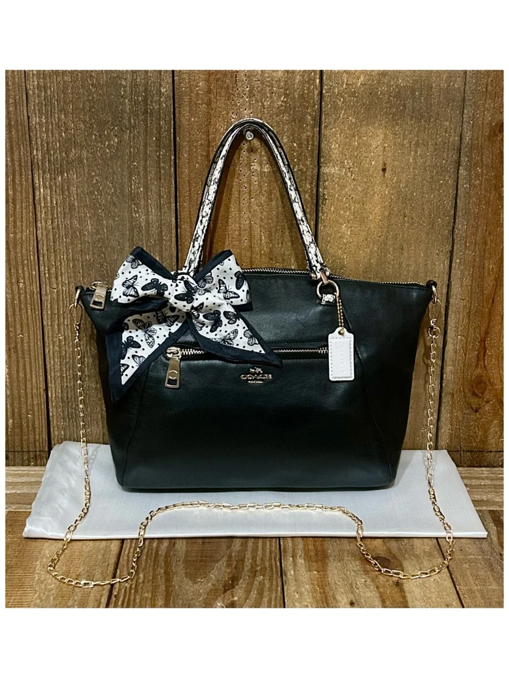 Coach: 5 Piece Set: Prairie Python Satchel with Free Wristlet, Scarfs & Dust Bag